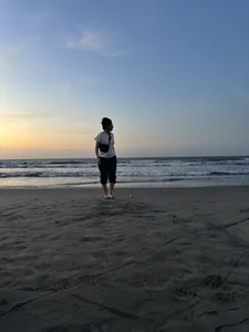 DaisyEmily Honeymoon on the beach Pic 7