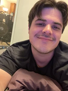 Derekmars Me Poză 3