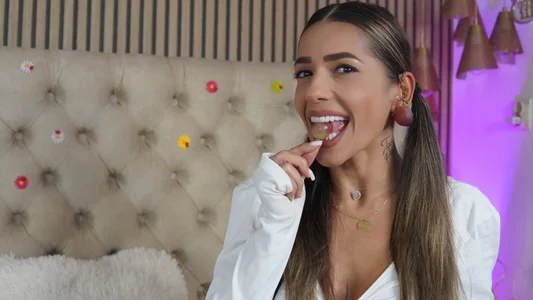 PlayfulShow Ready to start a naughty autumn - Dare to join?🤤🍃 Pic 2