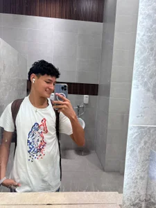 georgeowennss 3🚀 Pic 2