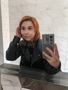 RavenVespera photos in the mirror Poză 2