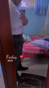 nirwan2000s office bulge sexfoto 4