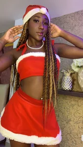 BritneyWalkers 🎄 Pic 3