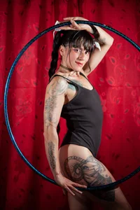 Samy_Hoops: Your Circus Girl ( 2 фото)