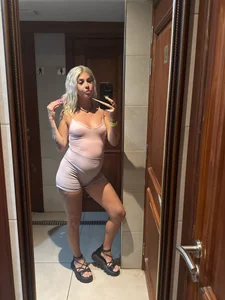 Sarahcamsx Mommy time  2টি ছবি