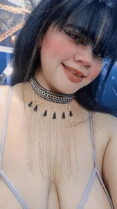 chubby_melody Pretty Pic 2