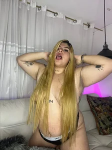 AnnaCrocks Public 사진