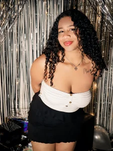 Happy new years 2025 💥✨💄🎉❤💘 de Sofi_Fox_  7 Imagens