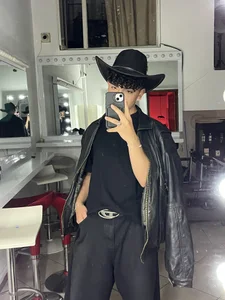 Nicksyto_ Public Pic 5