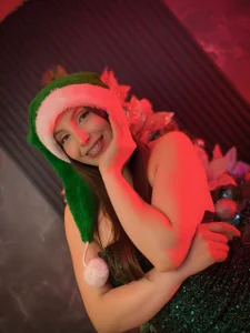 paula_miler1 Christmas Eve 🥵🌙 Immagine  3