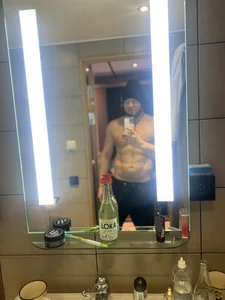 69Model69s XXX nøgenfoto 2