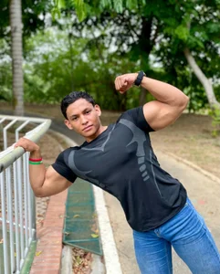 bigger_ragnarssonPublic图片 2