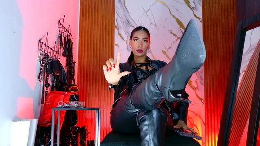 AleshkaStones boots, leggings and latex jacket Pic 4