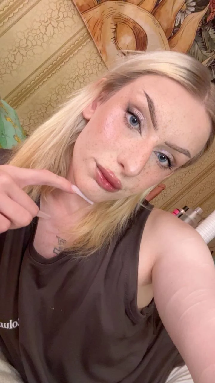 LexieWintour Trending Plaatje 3226