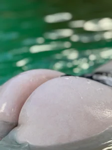 Lea_Joness Hot Summer ☀️🔥  5টি ছবি