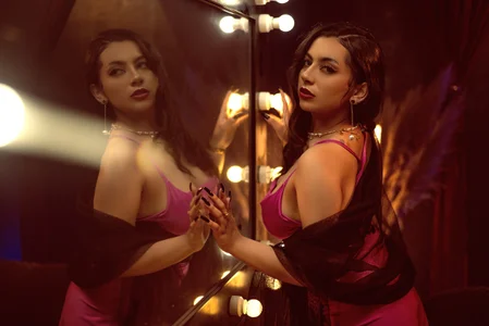 Fataladdiction's NicolleMays Sex Photo 2