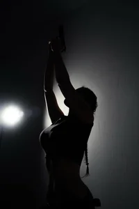 AdalynGlows Lara Croft cosplay Poză 4