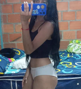 Nira_Lux Public Pic 3