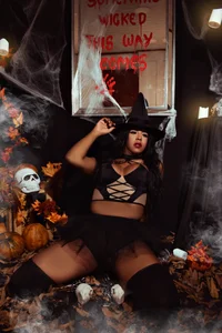 ChannelssDiirty sexy witche  4টি ছবি