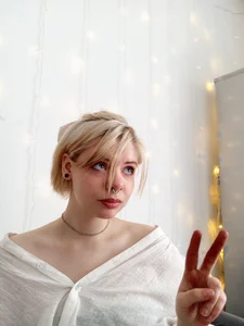 Alice_Zev Public صورة واحدة|Alice_Zev Public صورتان|Alice_Zev Public  4 صور|Alice_Zev Public  4 صورة