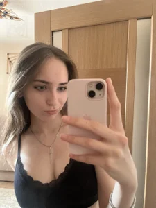 AlinaGach Public Pic 2