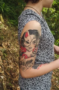 Tätowiertes Mädchen od AnnyThompson_  4 snímek