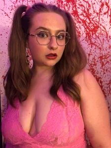 PinkCandi333 Public Pic