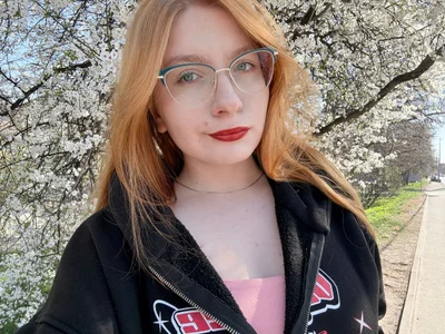 AliceAllisons kullanıcısının 👄 albümü -  3 fotoğraf