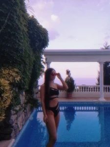 Luna_Luvgoon Public Pic 3