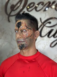 JoseRumbero26のUn maquillaje muy creativo mes de Halloween 2026の 6枚の写真