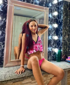 Naughty_Mely_ diamond of the season 💎🥵 Foto 2