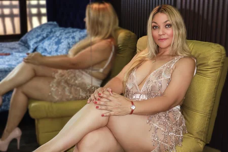 MalorySweet Know me Pic 2