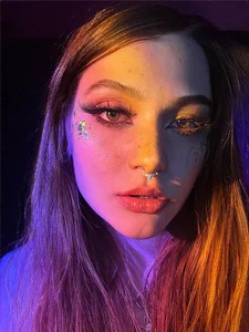 Ungoliant_Kiss Neon Pic 6