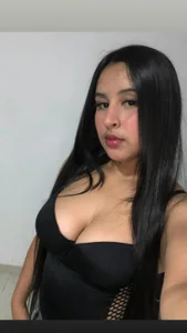 kira_foox Public Pic 2
