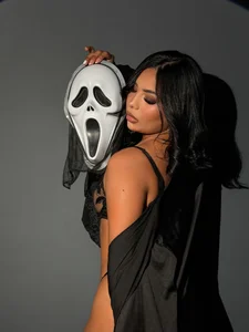 CharlotteGraay Hi Scream🎃🎬 사진 2