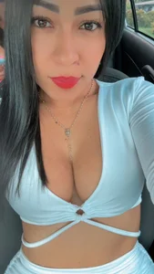 Valentina_Castro_ Public Pic 3