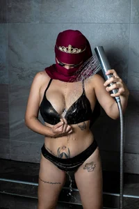 _Saandy: 🔥💦Bubbles that reveal more than they hide 👀 ( 4 фото)