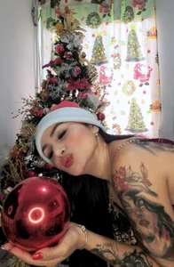 ArianaRosee_ Your Christmas has arrived! 🔥 Pic 7