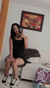 EllaScott7 Public Immagine 