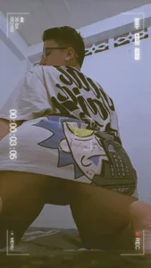 connie58のMy ass tempts you?の 2枚の写真