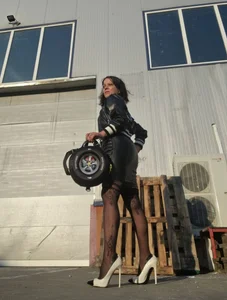 Lissabeta Leather sexy Immagine  7