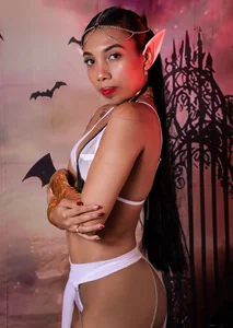 nata_luna “The Halloween Lady”👻🎃 Gambar 3