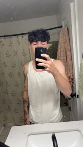 djsjssjjh Public Pic