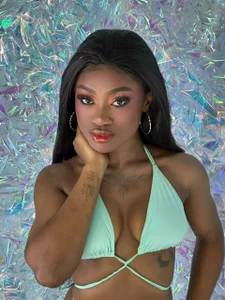 nikkystorm1_ SWEET AND SEXY 🍧❤️ Gambar