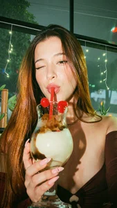 Ally_sunnn Toast with ally 🍹🍸 Kuva 2