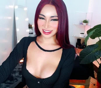 HornyVirtualBabe MISS PAULENE Pic 3