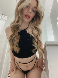 Lily_Yin Public Bilde 3