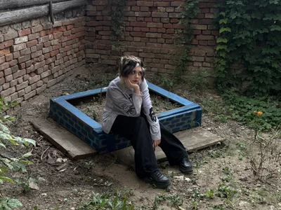 AueshaSimon Golden Hour Glow Foto