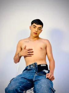 Liam_GreyyPublic Bild 4