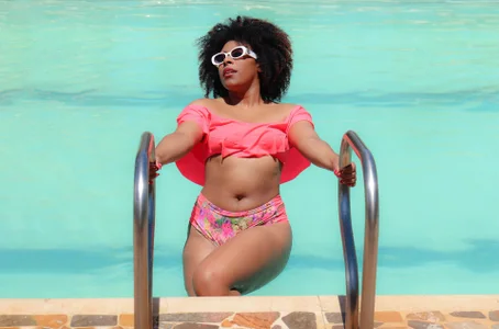 EmmilyBrant Sunny day Pic 2